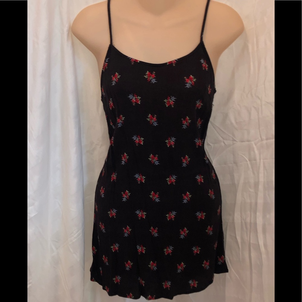 Forever 21 Black Floral Shift Dress